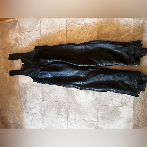 Vintage genuine leather womens snowmobile pants size small - Picture 5 of 6